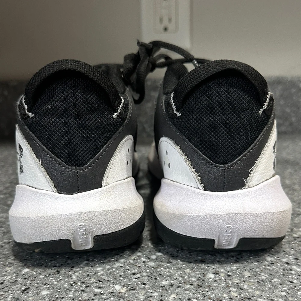 Men's Under Armor Basketball Shoes